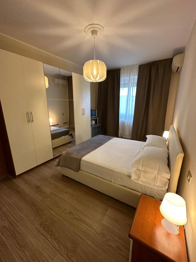 Bicocca Modern Apartment Milaan Buitenkant foto